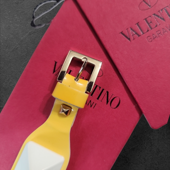 VALENTINO Rockstud Leather Bracelet New With Box - Picture 4 of 9